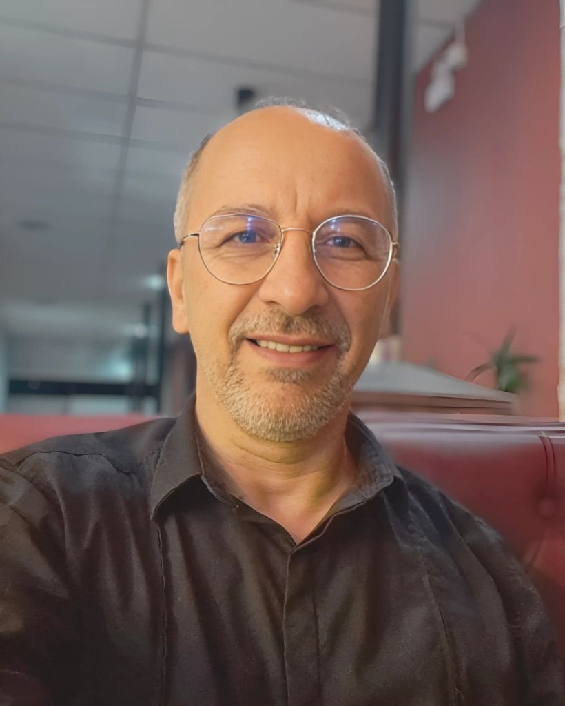 Prof. Darlei de Paula​